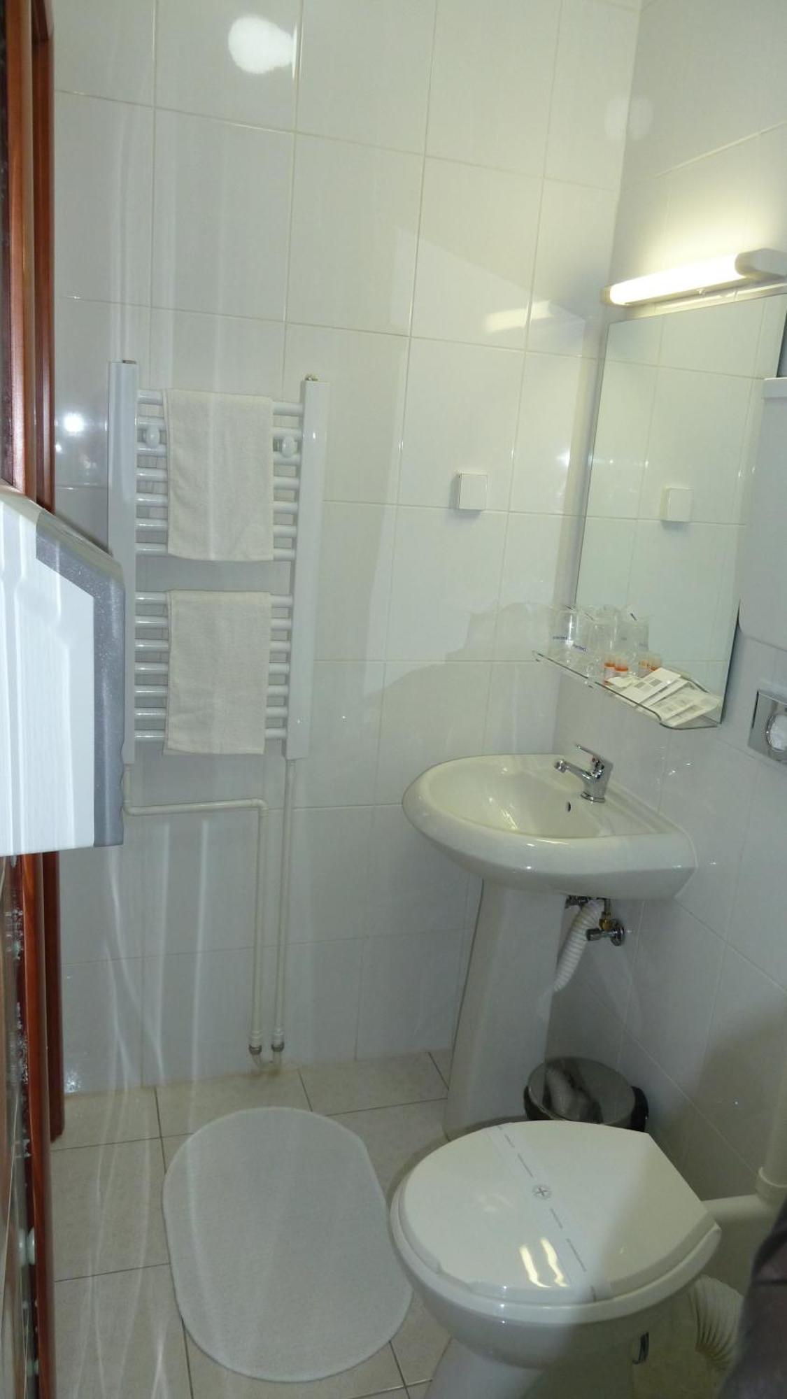 Guesthouse Villa Inn Subotica Buitenkant foto