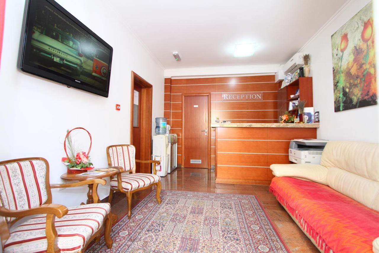 Guesthouse Villa Inn Subotica Buitenkant foto