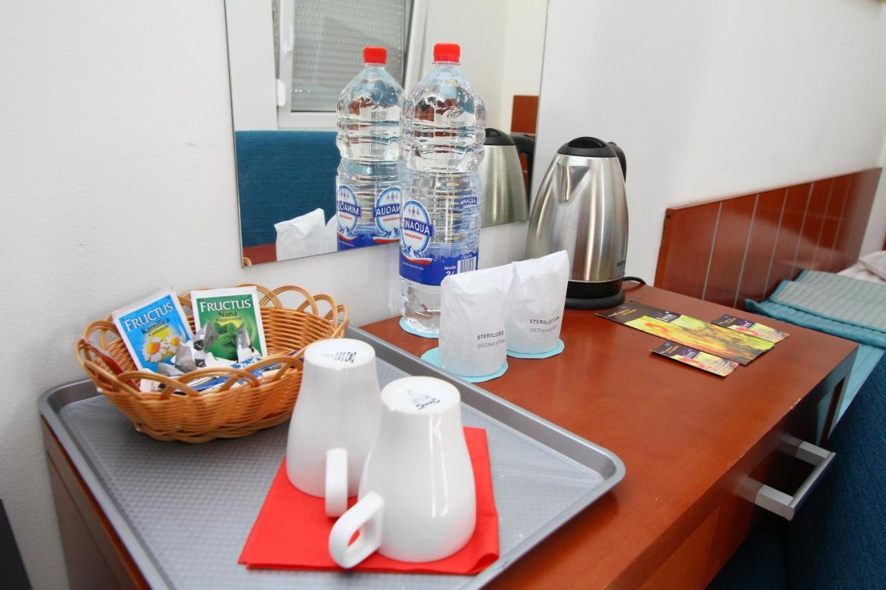 Guesthouse Villa Inn Subotica Buitenkant foto